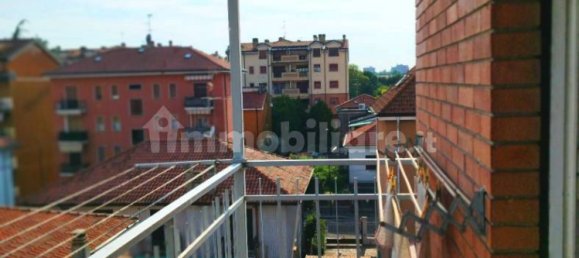 Apartamento de 2 dormitorios en Cinisello Balsamo, Italy No. 360108 13