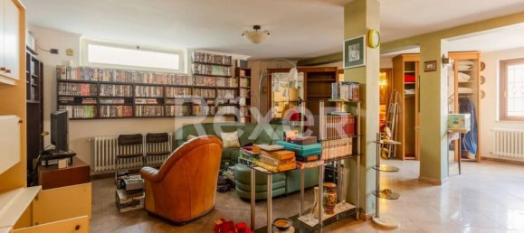 11-salle Villa à Anzio, Italy No. 300980 10