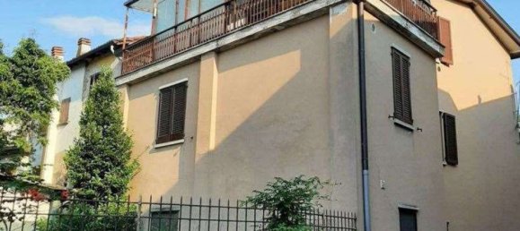 4 rooms Apartment in Pontirolo Nuovo, Italy No. 182814 26