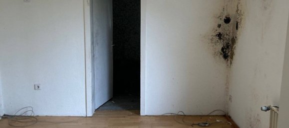 8 rooms House in Essen, Germany No. 58338 9