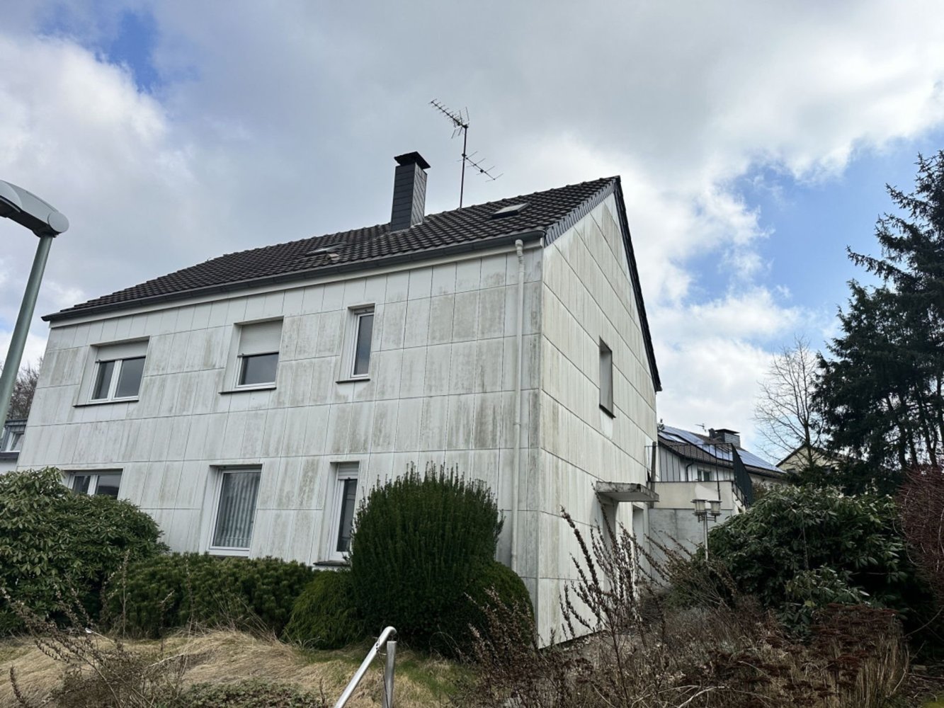 8 rooms House in Essen, Germany No. 58338