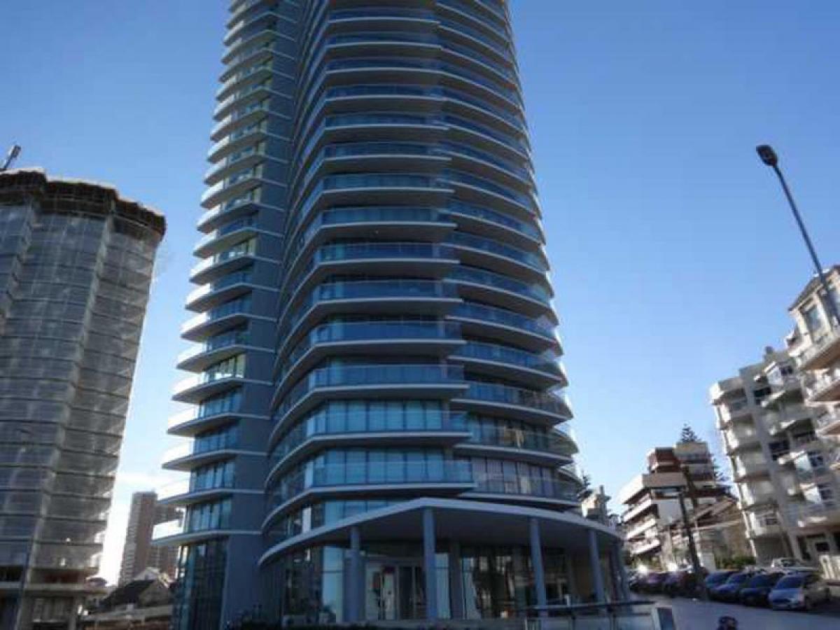Apartamento de 2 dormitorios en Mar del Plata, Argentina No. 64761