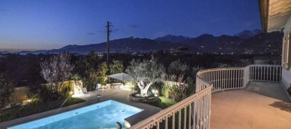 10 rooms Villa in Pietrasanta, Italy No. 35777 3