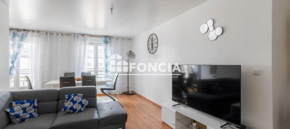 Apartamento de 2 dormitorios en Montargis, France No. 71159 7