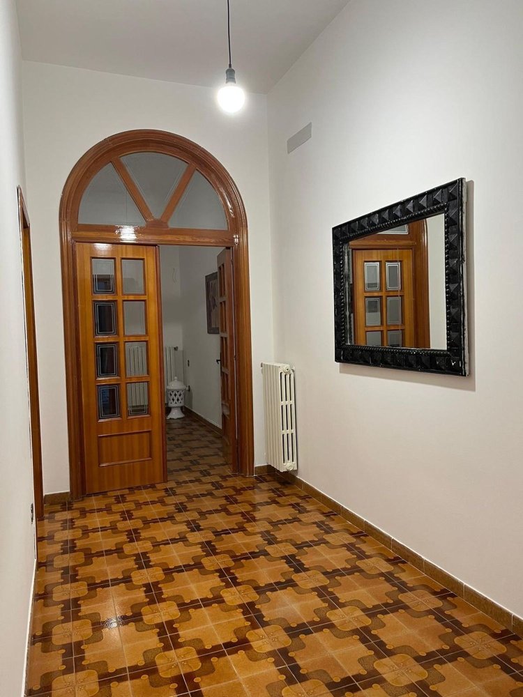 4 غرف نوم منزل في Sava, Italy رقم 365259