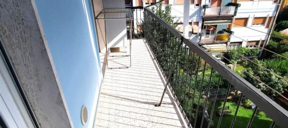 Apartamento de 4 dormitorios en La Spezia, Italy No. 343312 12