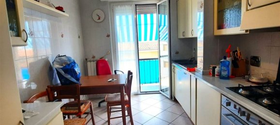 Apartamento de 4 dormitorios en La Spezia, Italy No. 343312 18
