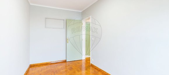 3 bedrooms Apartment in Lisbon, Portugal No. 166206 12