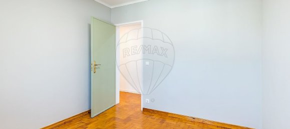 3 bedrooms Apartment in Lisbon, Portugal No. 166206 8