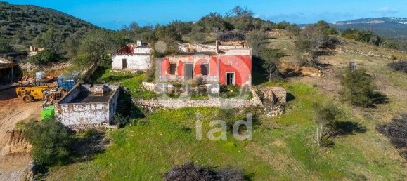 2 bedrooms House in Loule, Portugal No. 155991 2