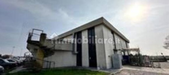 Propiedad comercial de 5 habitaciónes en Cornate d'Adda, Italy No. 294995 2
