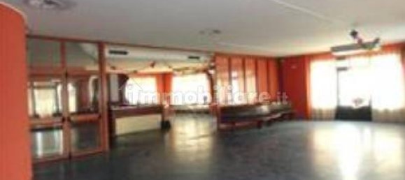 Propiedad comercial de 5 habitaciónes en Cornate d'Adda, Italy No. 294995 5