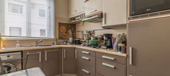 1 bedroom Apartment in Paris, France No. 105866 5