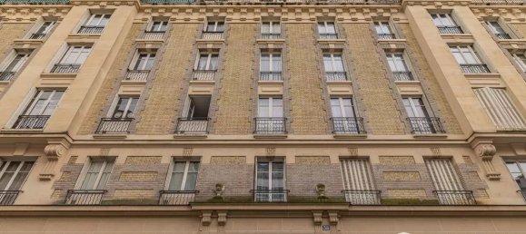 1 bedroom Apartment in Paris, France No. 105866 8