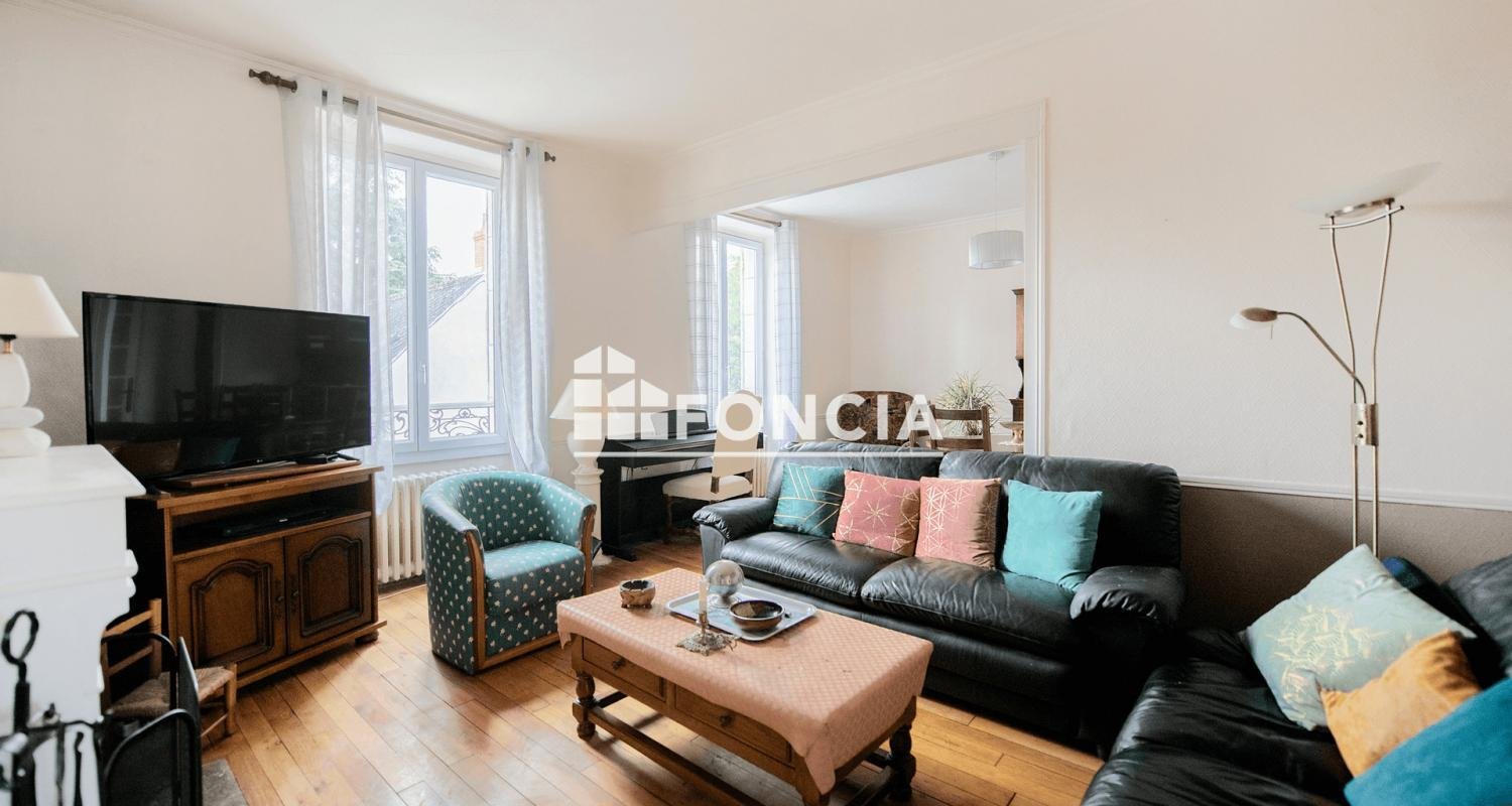 Apartamento de 3 dormitorios en Olivet, France No. 65364