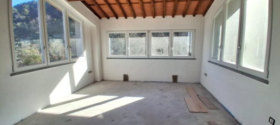 5غرفة منزل في Capannori, Italy رقم 42729 51