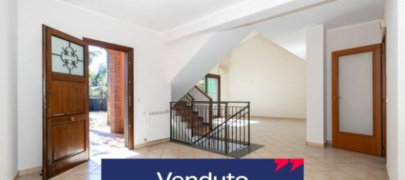 6 rooms Villa in Aci Catena, Italy No. 80771 8