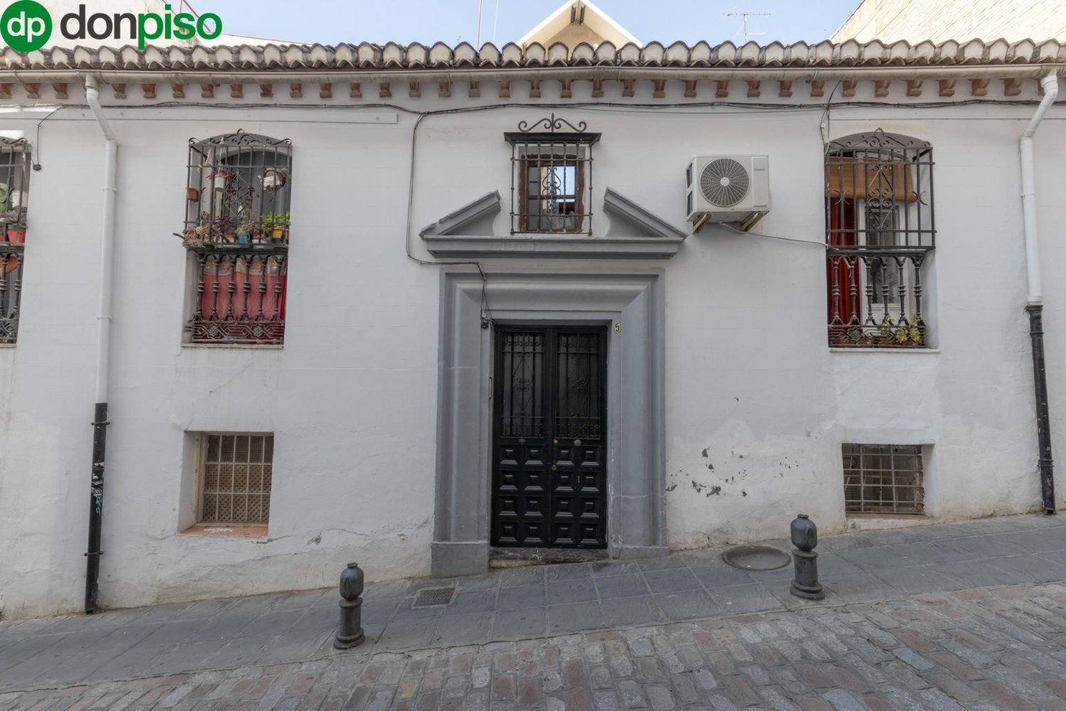 Edifício em Granada, Spain 513 m² N.º 139746