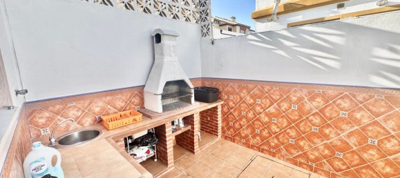 4 bedrooms House in Churriana, Spain No. 160125 3