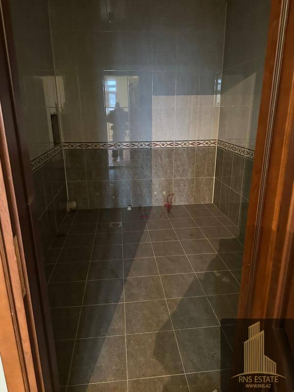 4 غرف نوم شقة في Yasamal, Azerbaijan رقم 1220