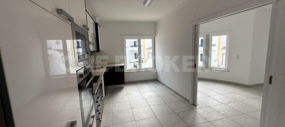 4 bedrooms House in Ericeira, Portugal No. 56888 3