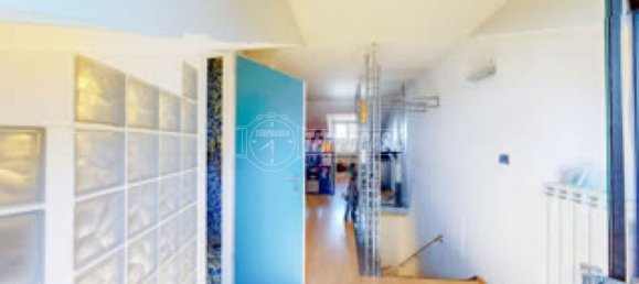 8غرفة منزل ذو طابقين في Turin, Italy رقم 43552 40