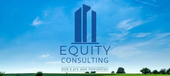  مرآب في Bari, Italy 30متر مربع رقم 302838 18