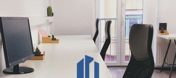  مرآب في Bari, Italy 30متر مربع رقم 302838 30