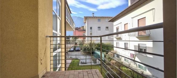 3 rooms Apartment in Trento, Italy No. 33776 6