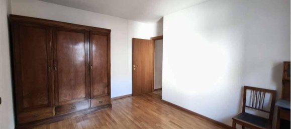 3 rooms Apartment in Trento, Italy No. 33776 10