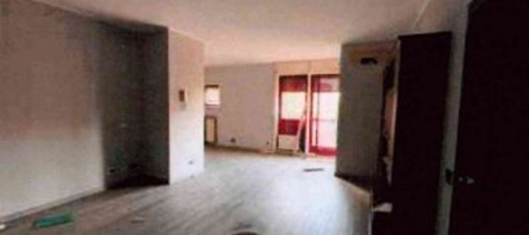 3 rooms Apartment in Pioltello, Italy No. 64643 23