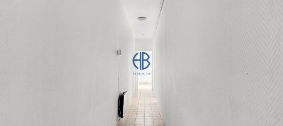 1 bedroom Apartment in Aubervilliers, France No. 364031 4