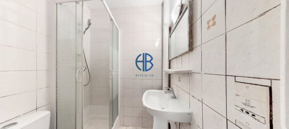 1 bedroom Apartment in Aubervilliers, France No. 364031 10