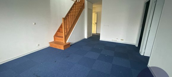 212m² Office in Blois, France No. 54334 9