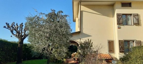 10 rooms Villa in Massa, Italy No. 112536 5