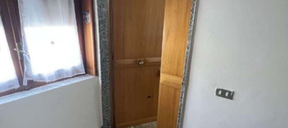 6-Zimmer Wohnung in San Giuseppe Vesuviano, Italy, Nr. 227037 22