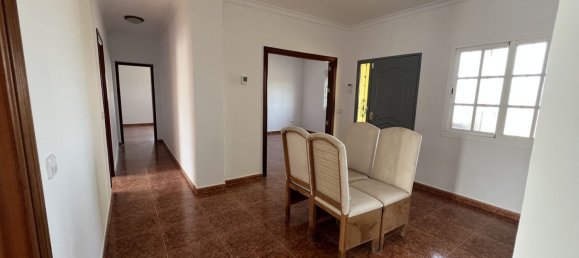 8 bedrooms House in Alhaurin de la Torre, Spain No. 148159 5