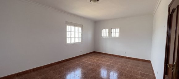 8 bedrooms House in Alhaurin de la Torre, Spain No. 148159 11