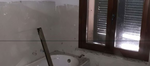 Квартира с 3 комнатами в Павия, Италия № 195448 5