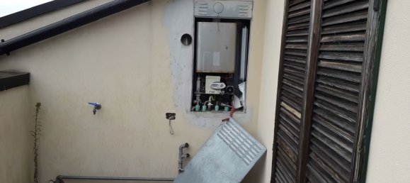 Квартира с 3 комнатами в Павия, Италия № 195448 6