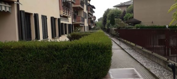 Квартира с 3 комнатами в Павия, Италия № 195448 8