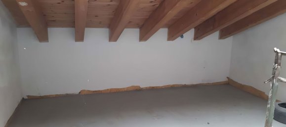 Квартира с 3 комнатами в Павия, Италия № 195448 3