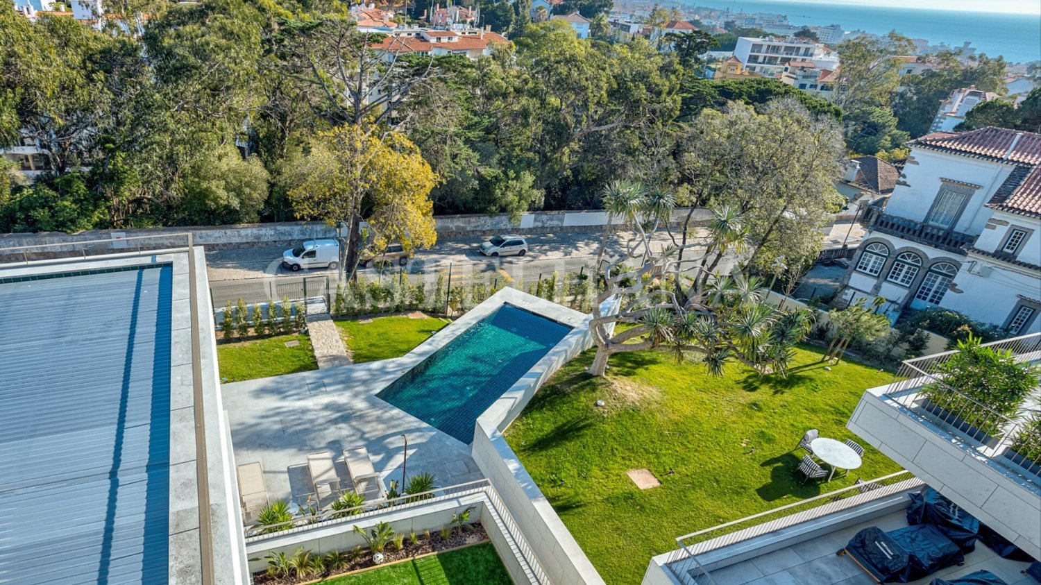 4 غرف نوم منزل ذو طابقين في Cascais, Portugal رقم 147166