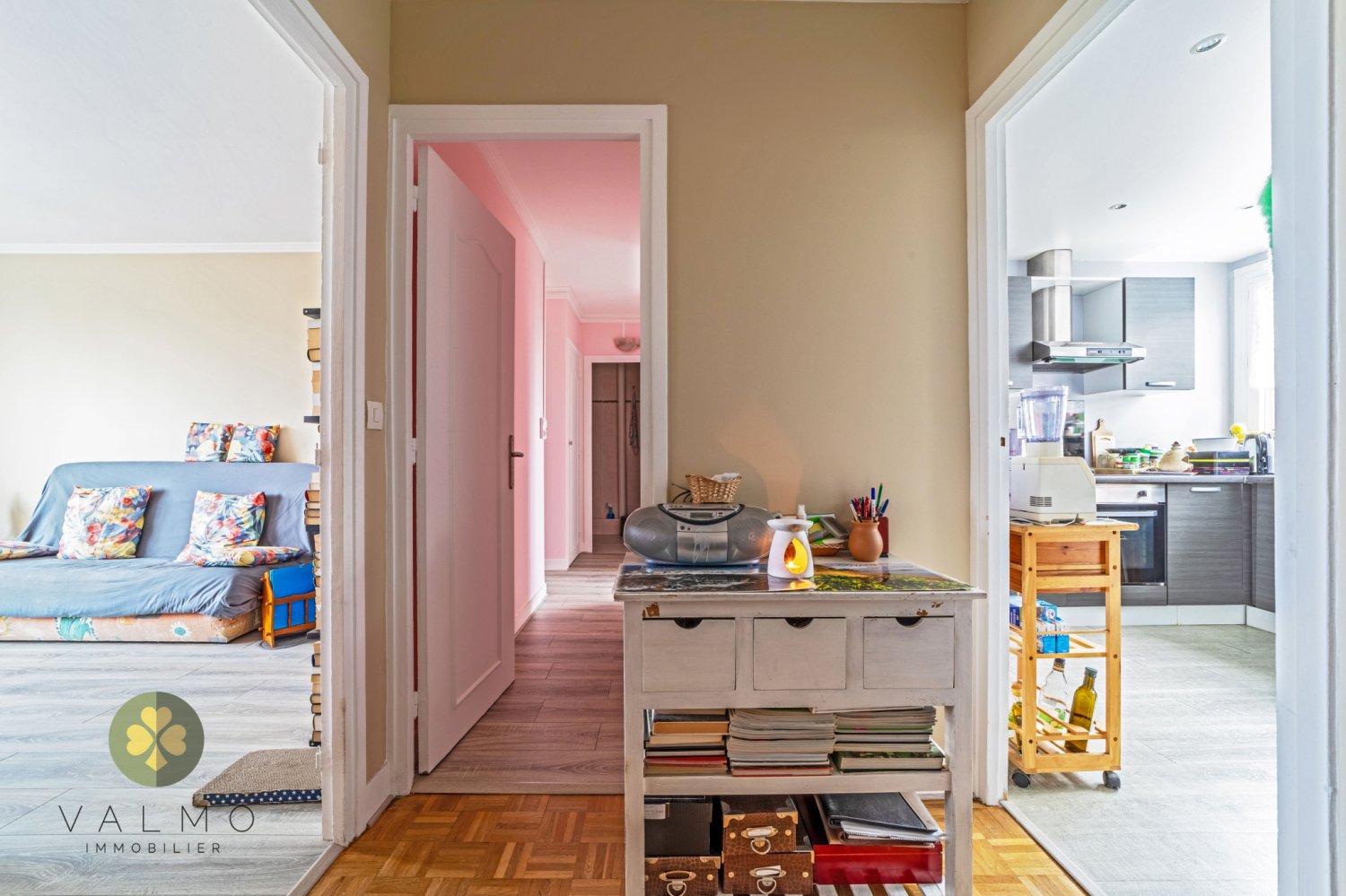 2 bedrooms Apartment in Aubergenville, France No. 182972