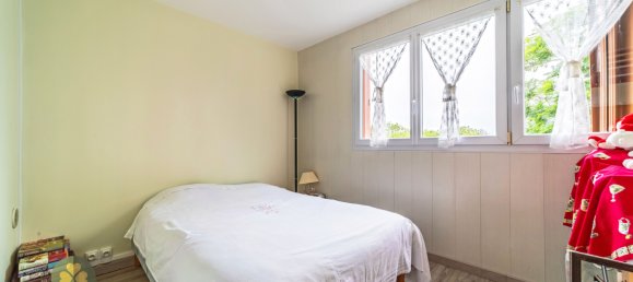 2 bedrooms Apartment in Aubergenville, France No. 182972 12