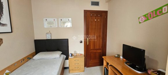Apartamento de 3 dormitorios en Coslada, Spain No. 153304 21