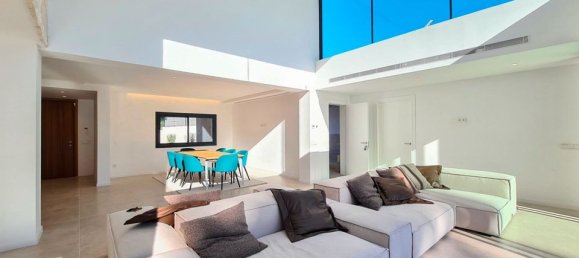 Villa T6 em Nova Santa Ponsa, Spain N.º 189816 11