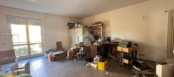 Apartamento de 3 dormitorios en Mozzo, Italy No. 371441 15