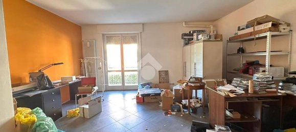 Apartamento de 3 dormitorios en Mozzo, Italy No. 371441 16