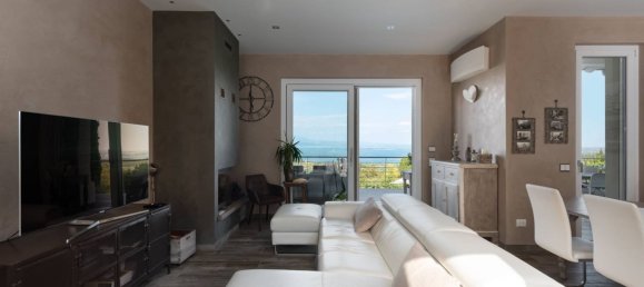 Вилла с 4 комнатами в Лонато дель Гарда, Италия № 287557 12